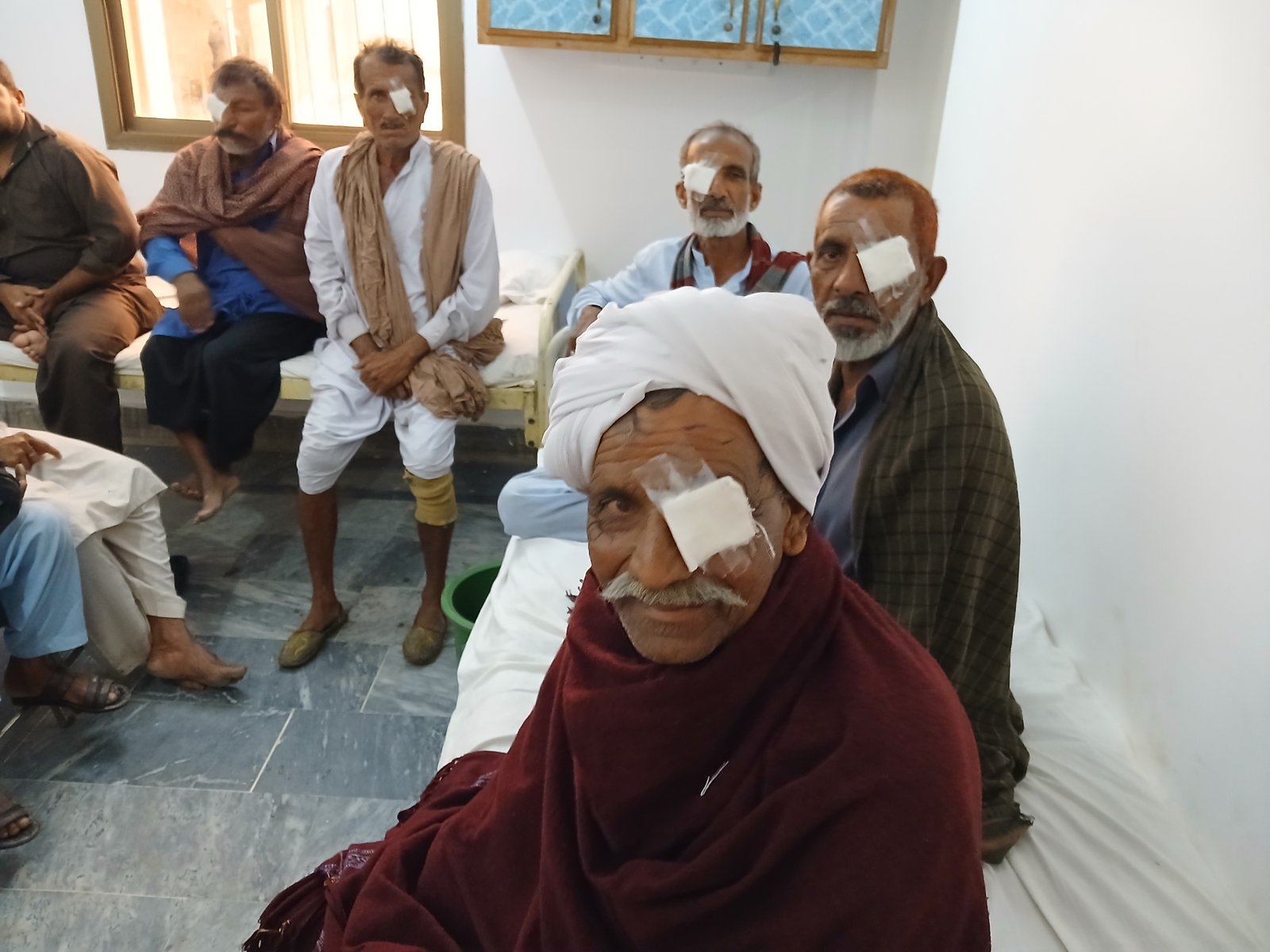 What happens at a free eye camp, hour by hour